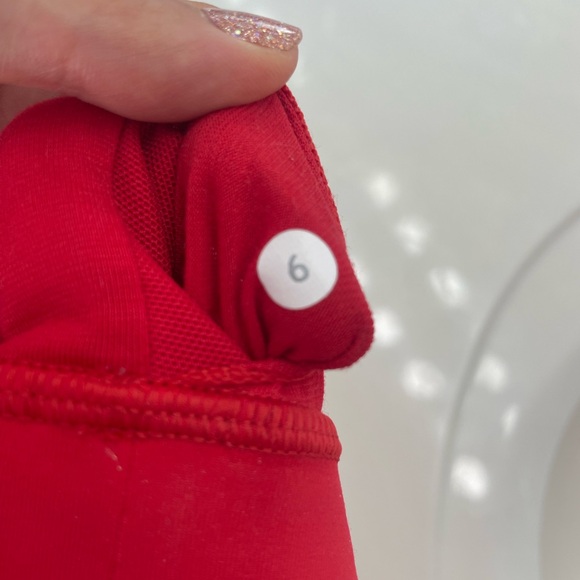 LULULEMON Fast As Light True Red Sports Bra Top Size 6 - Picture 4 of 5